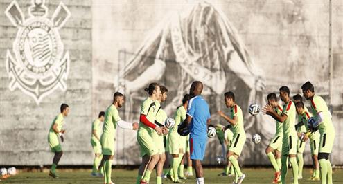 كيروش يقرر الرحيل عن إيران بعد المونديال